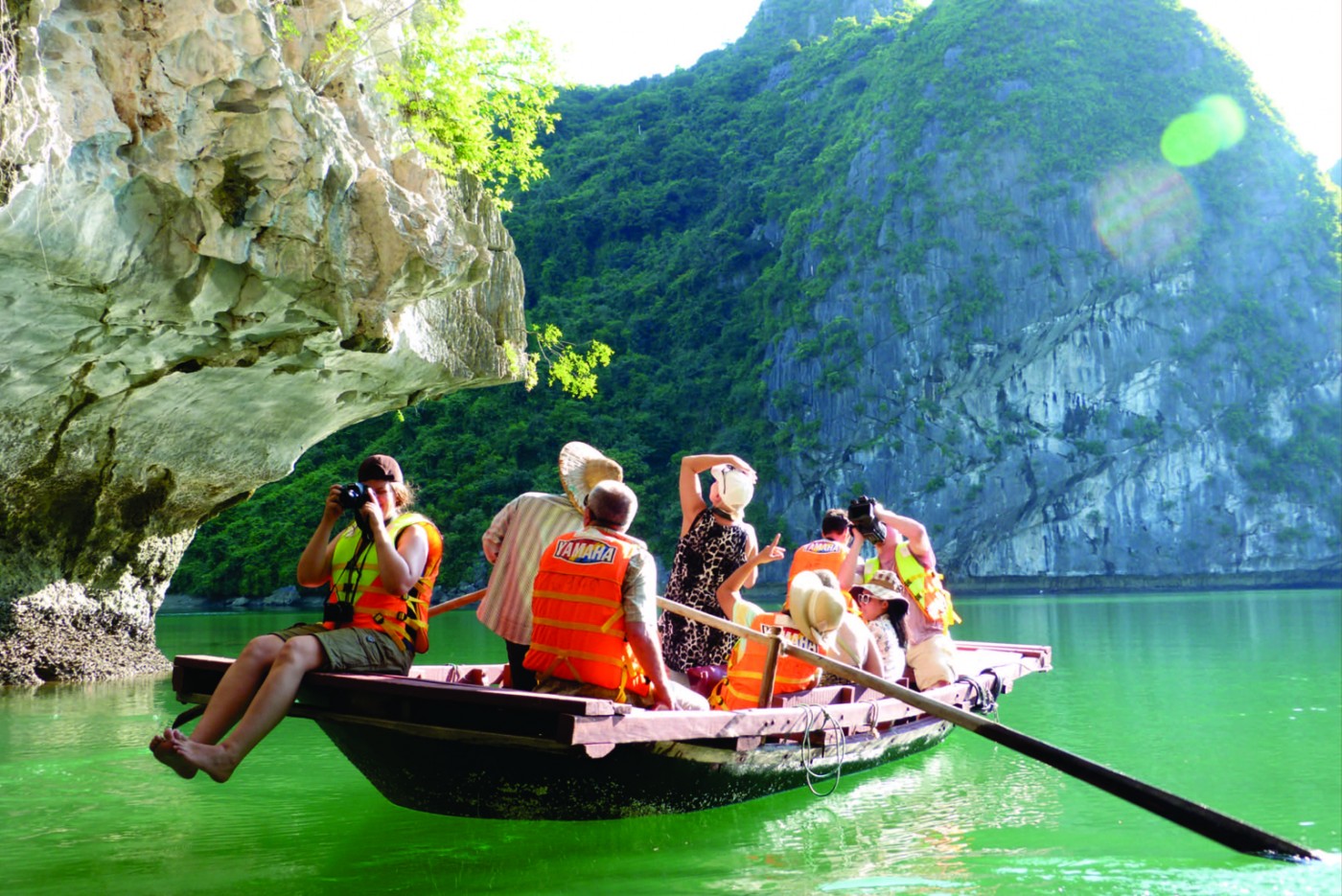 Tour Hạ Long 2 ngày 1 đêm (ngủ tàu)