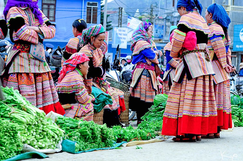 cho-phien-dong-van-ha-giang