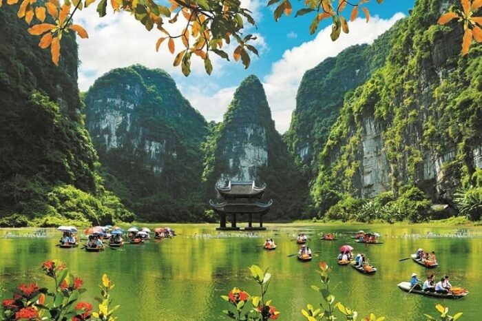 Giá Vé Tràng An 2026: Cập Nhật Mới Nhất & Cách Đặt Vé