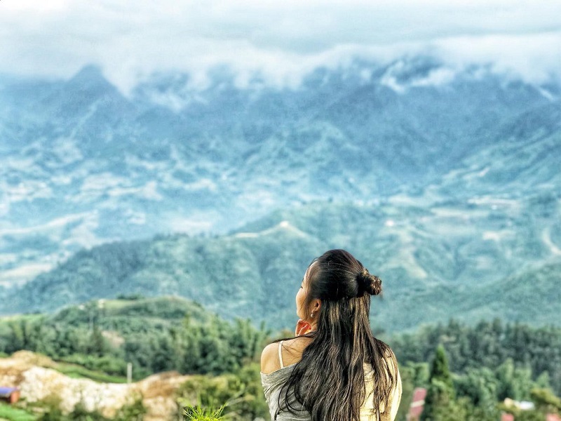 tham-quan-ngam-canh-cong-troi-sapa
