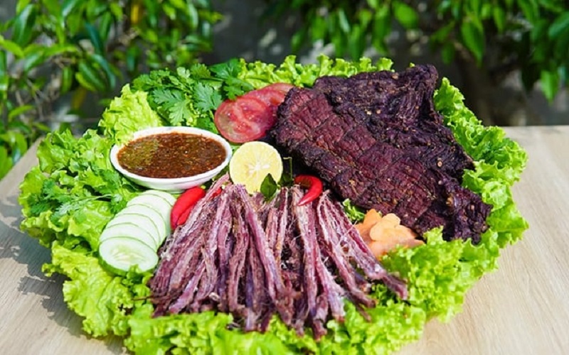 dac-san-tuyen-quang