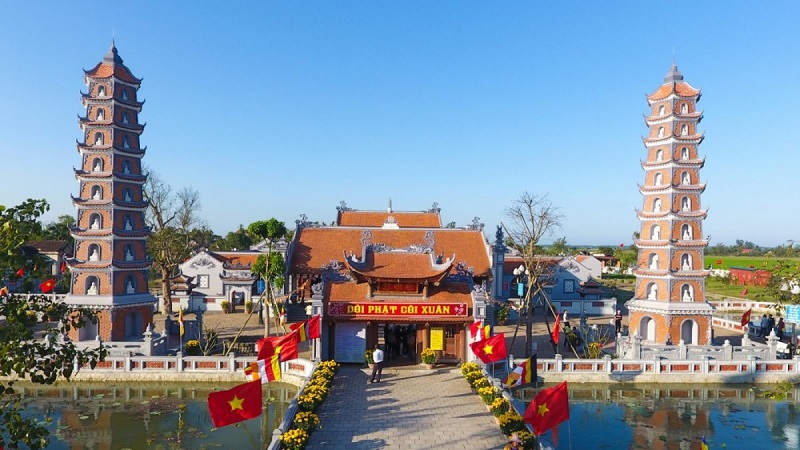 ngoi-chua-co-hoang-phuc-hon-700-nam
