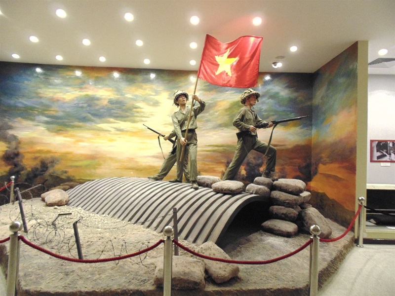 tham-bao-tang-chien-thang-dien-bien-phu