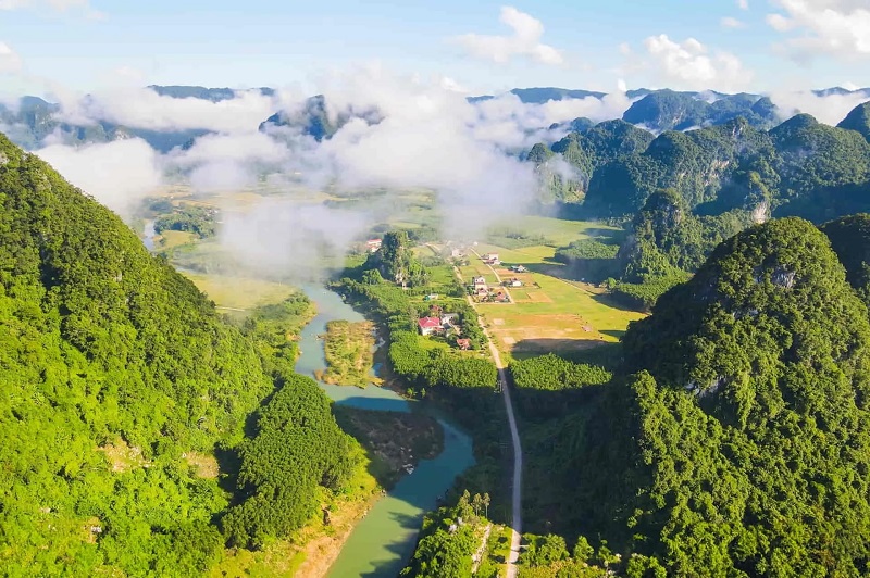 thoi-diem-phu-hop-khi-di-du-lich-quang-binh