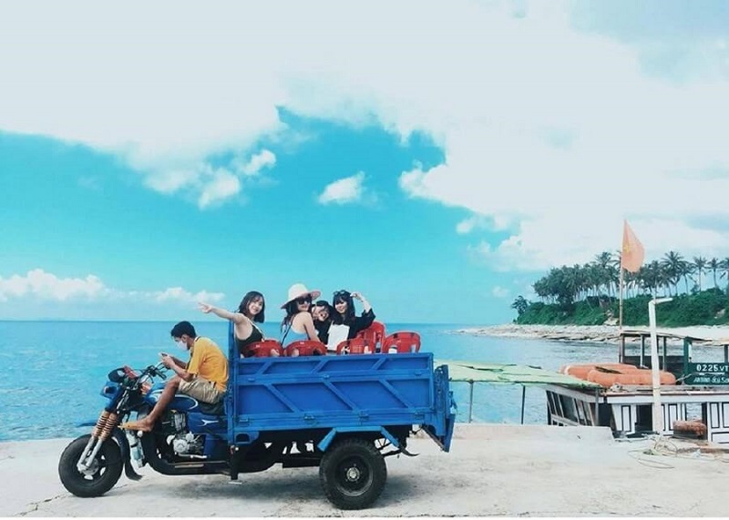 xe-tuk-tuk-quan-lan