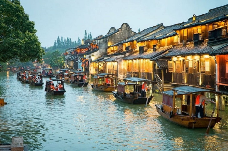 canh-quan-huu-tinh-nam-ninh