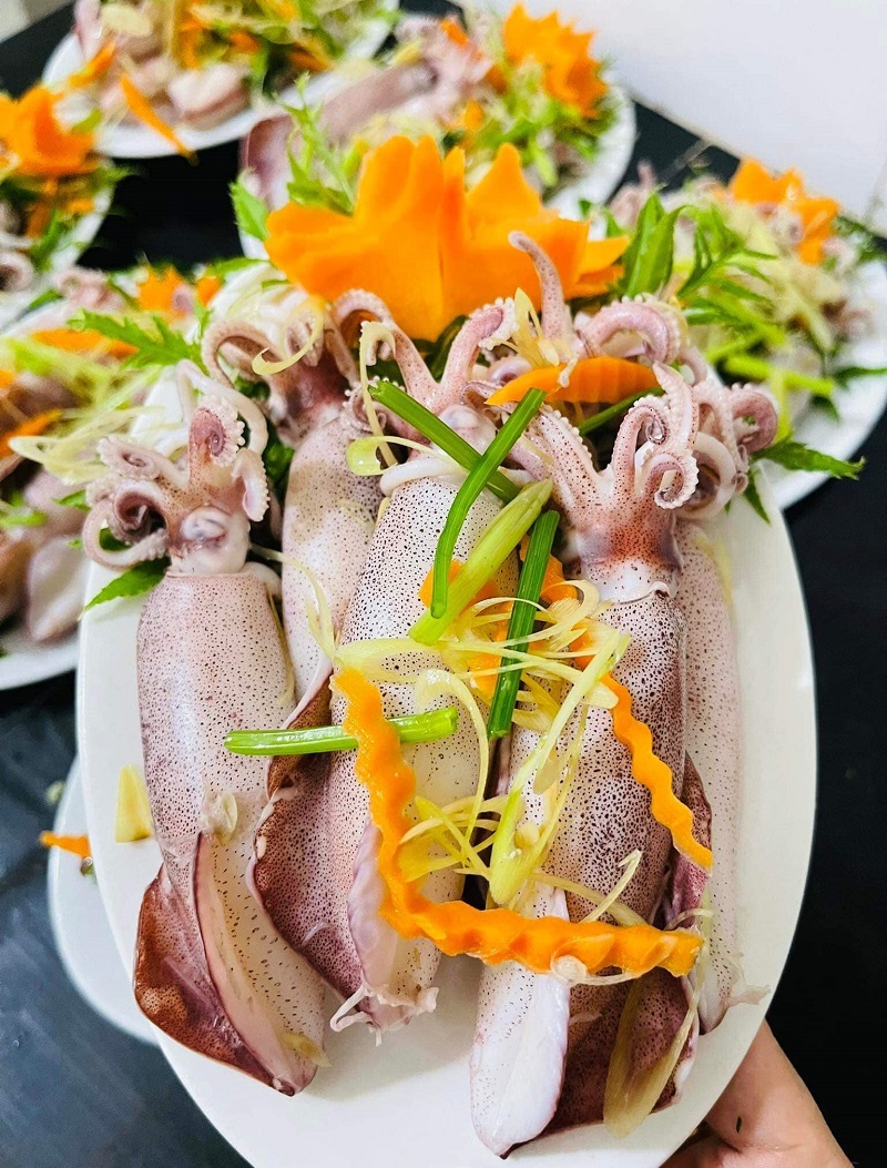 thuong-thuc-hai-san-tuoi-song-bien-hai-hoa