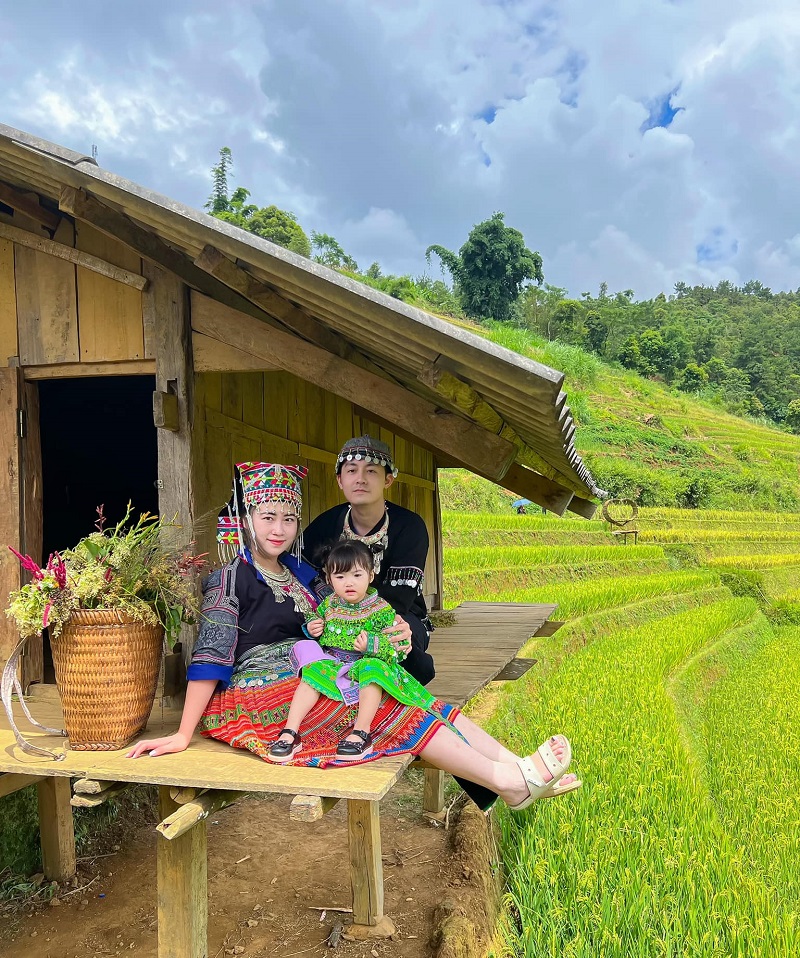 trai-nghiem-nha-san-mu-cang-chai