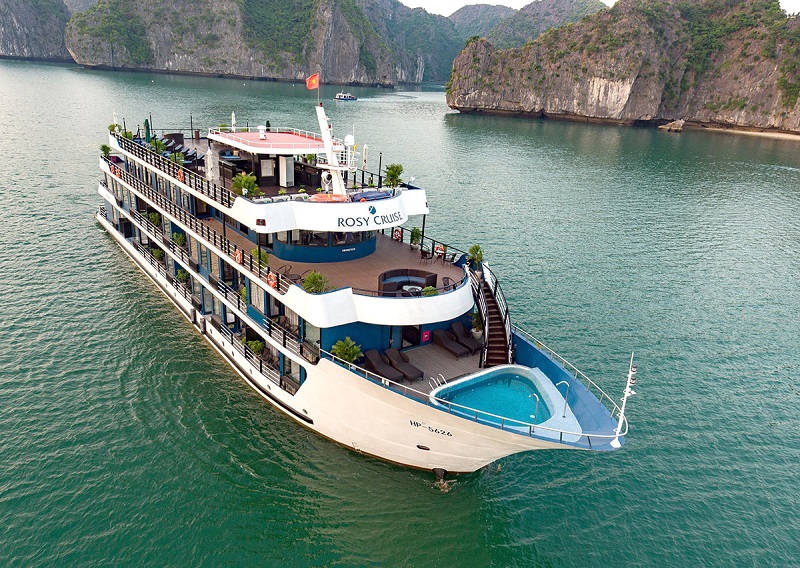tau-tham-vinh-ha-long