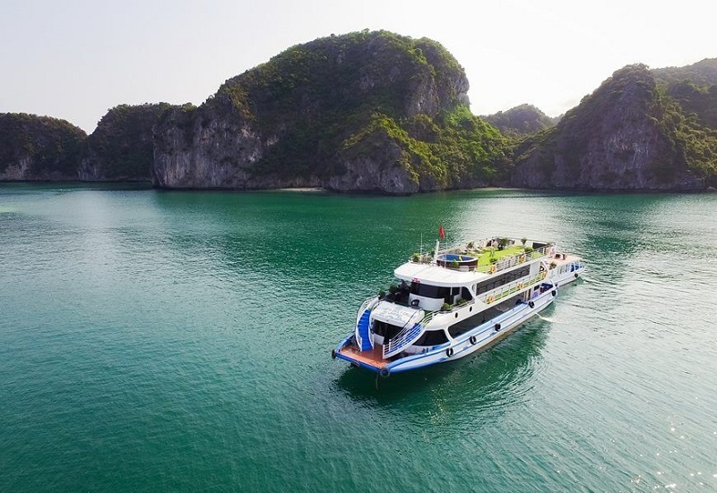 tau-tham-vinh-ha-long