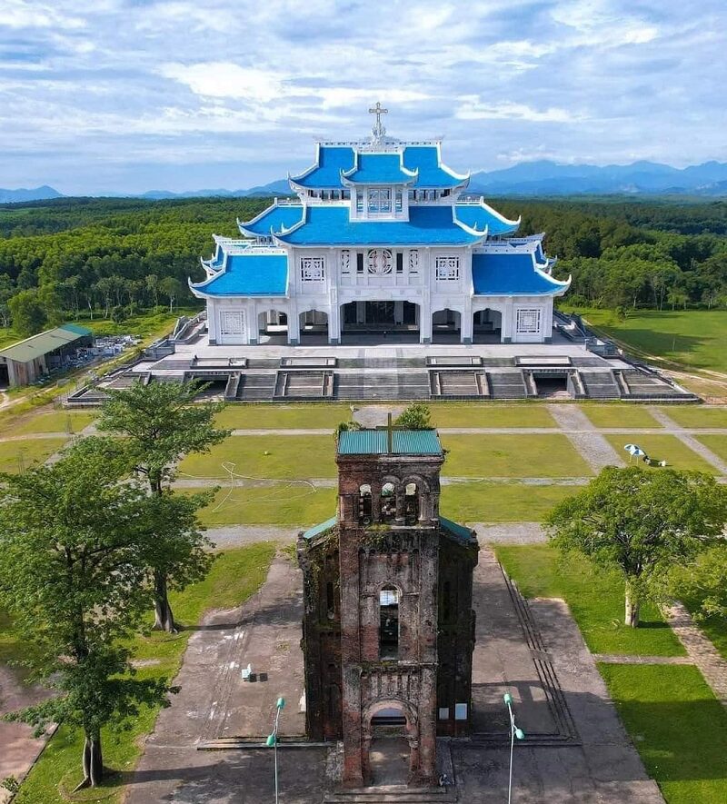 vuong-cung-thanh-dia-duc-me-la-vang