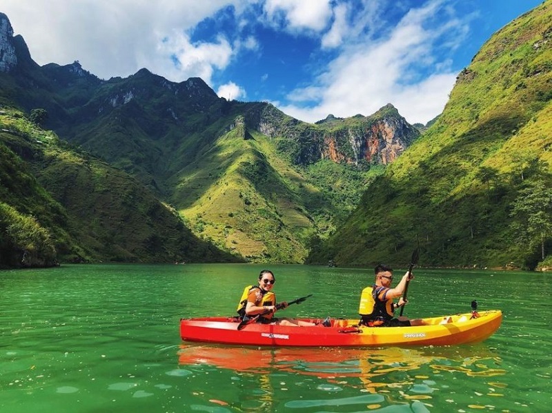 cheo-kayak-hem-tu-san
