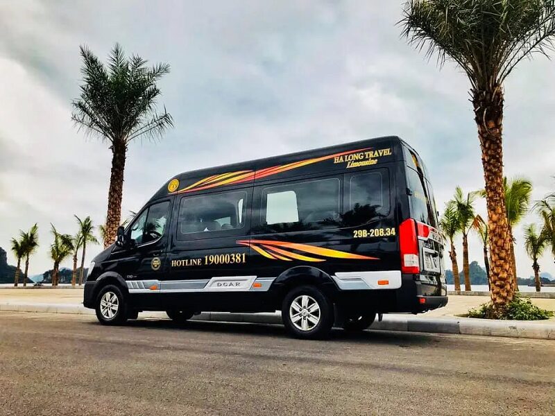 limousine-ha-long-an-toan-dung-gio