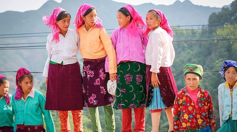 nhung-dieu-can-luu-y-khi-den-cho-tinh-khau-vai