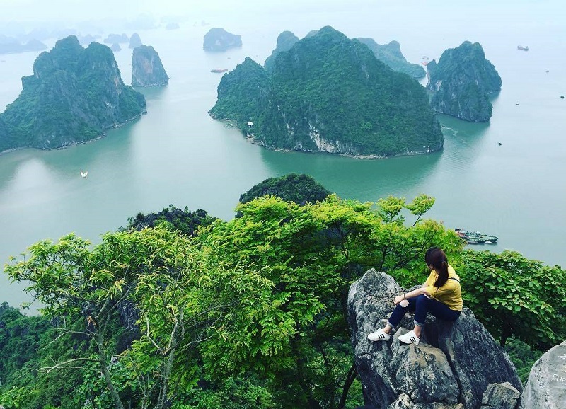thoi-diem-den-nui-bai-tho-ha-long