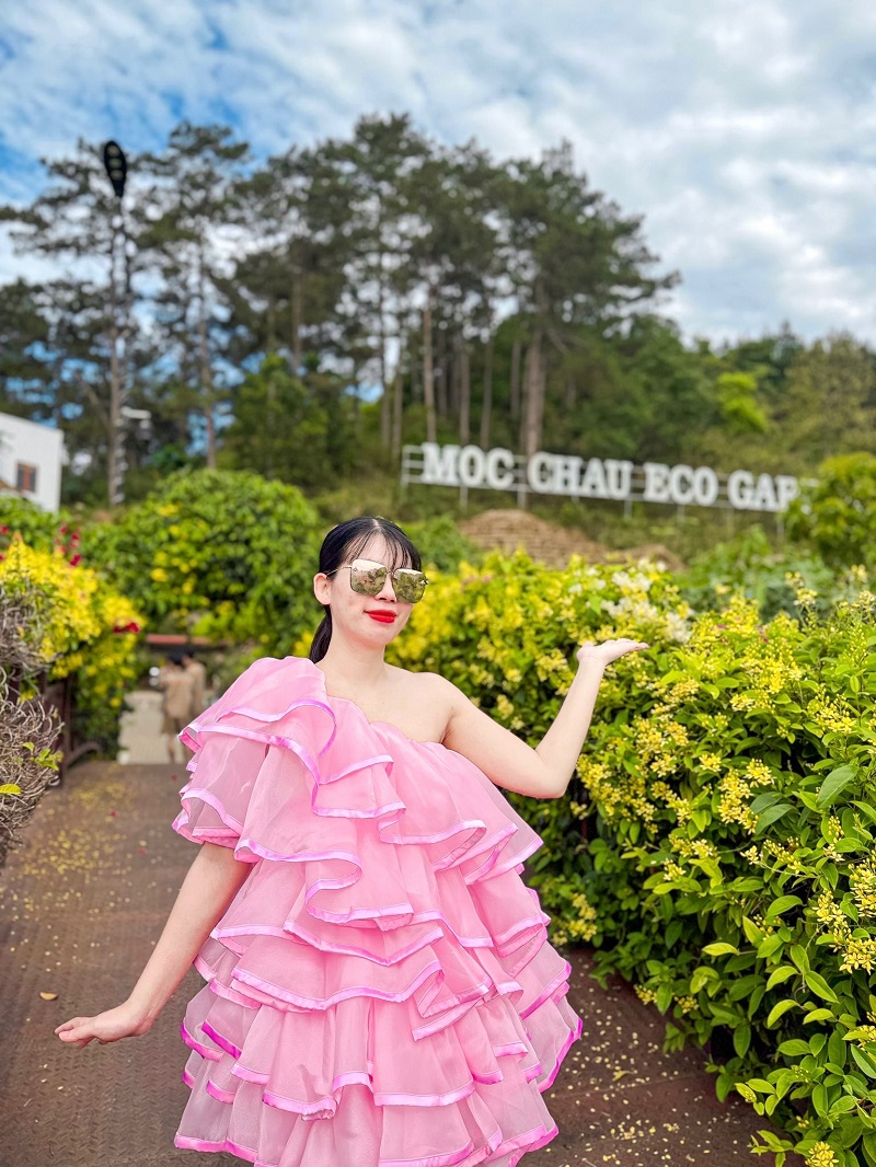 chup-anh-checkin-moc-chau-eco-garden