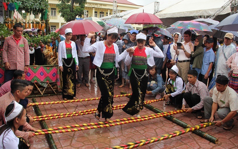 nhay-sap-cho-tinh-moc-chau