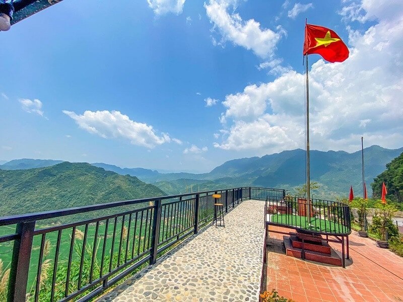 cot-co-mai-chau-1