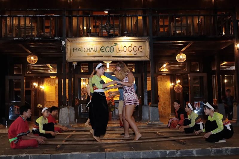 tham-gia-van-nghe-mai-chau-ecolodge