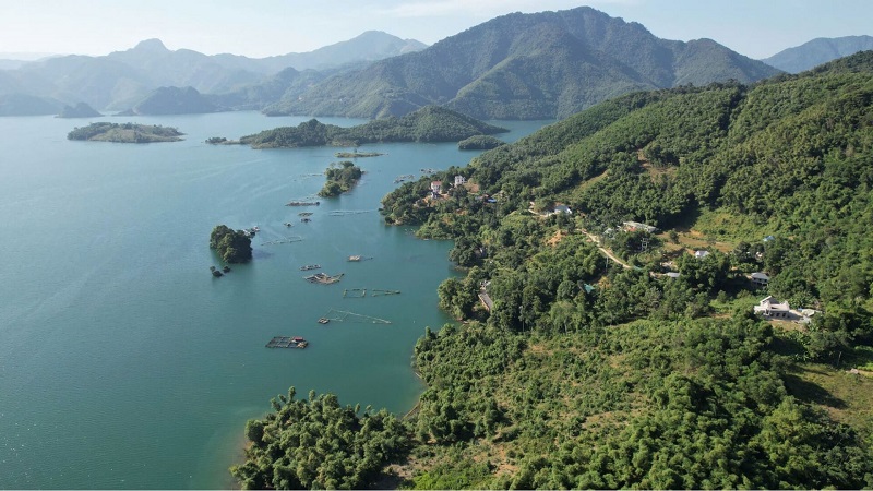 thung-nai-hoa-binh-1