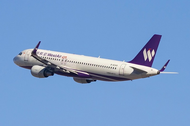 bay-hang-khong-westair