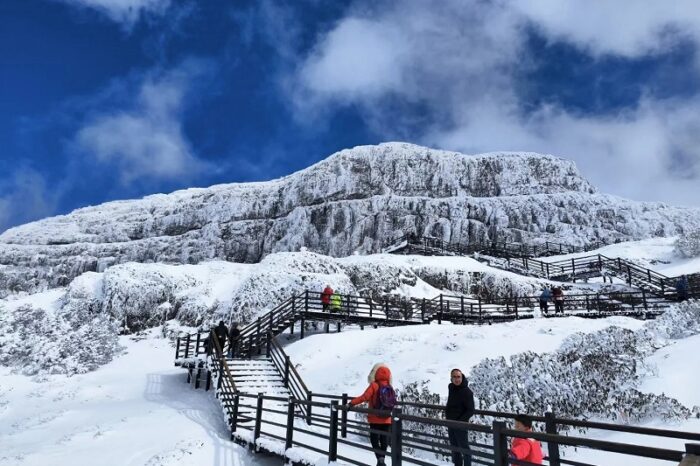 Tour Hà Nội – Hà Khẩu – Côn Minh – Núi Tuyết Kiệu Tử 4 Ngày 4 Đêm