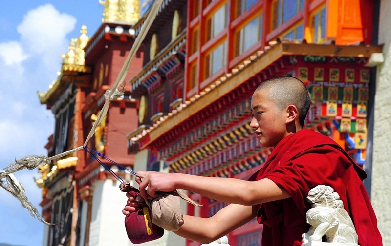 van-hoa-tay-tang-cua-shangrila