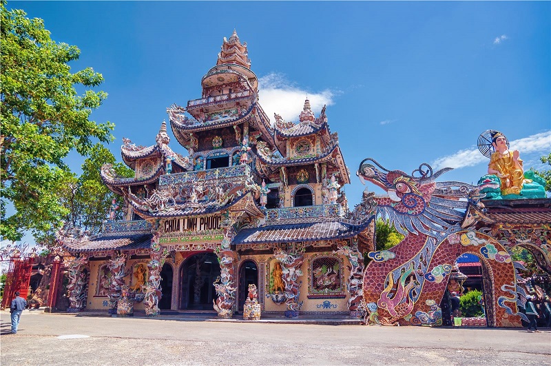 chua-linh-phuoc-da-lat-dep