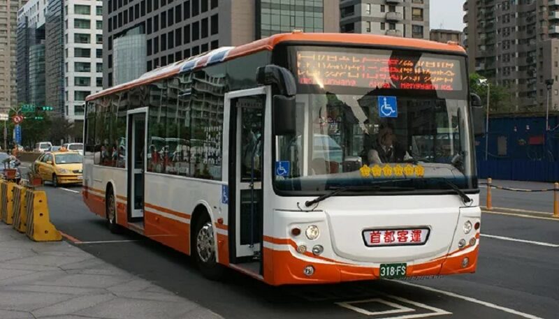 xe-bus-cong-cong-bac-kinh
