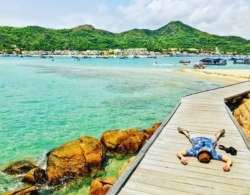 checkin-con-duong-giua-bien-hon-kho-quy-nhon