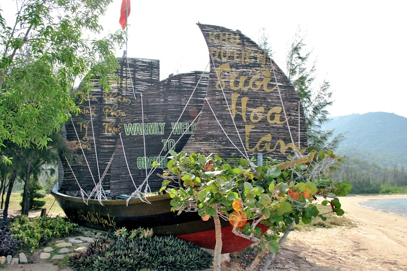 suoi-hoa-lan-nha-trang