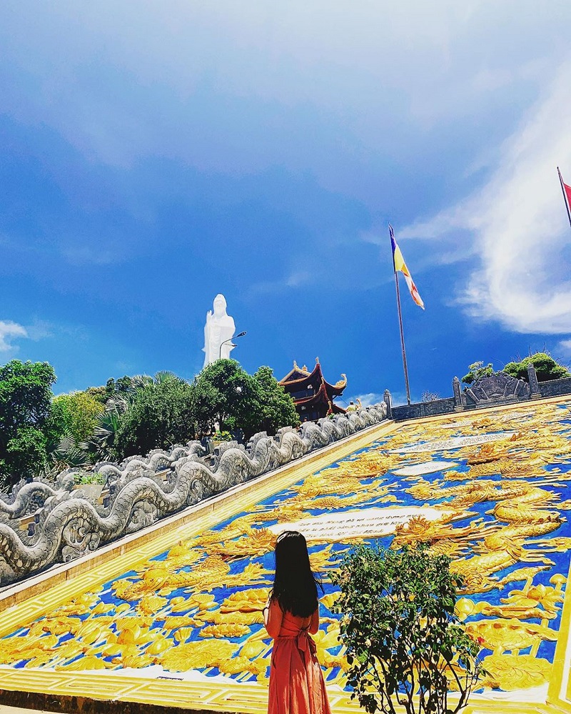 thoi-diem-den-chua-ho-quoc-phu-quoc