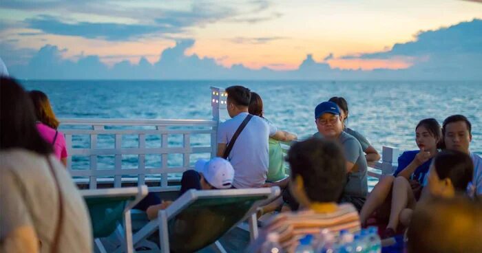 gia-ve-cau-muc-tai-phu-quoc