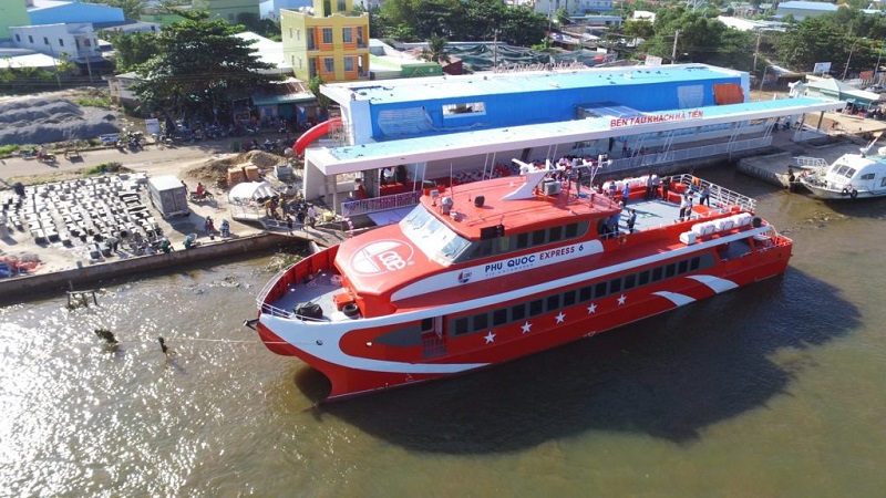 tau-ha-tien-phu-quoc