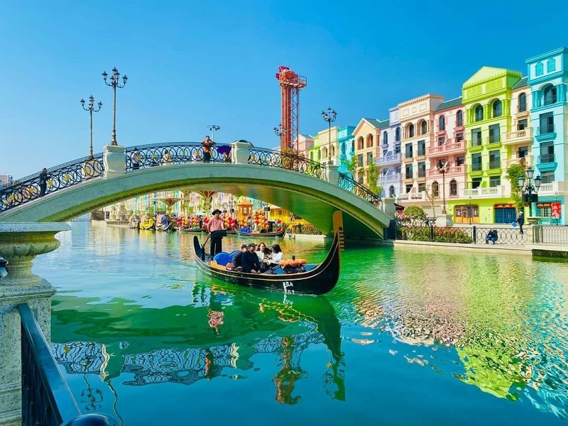 trai-nghiem-thuyen--gondola-o-venice-phu-quoc