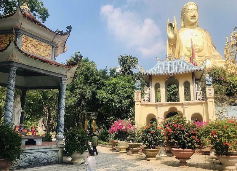 chua-thieng-thac-vang