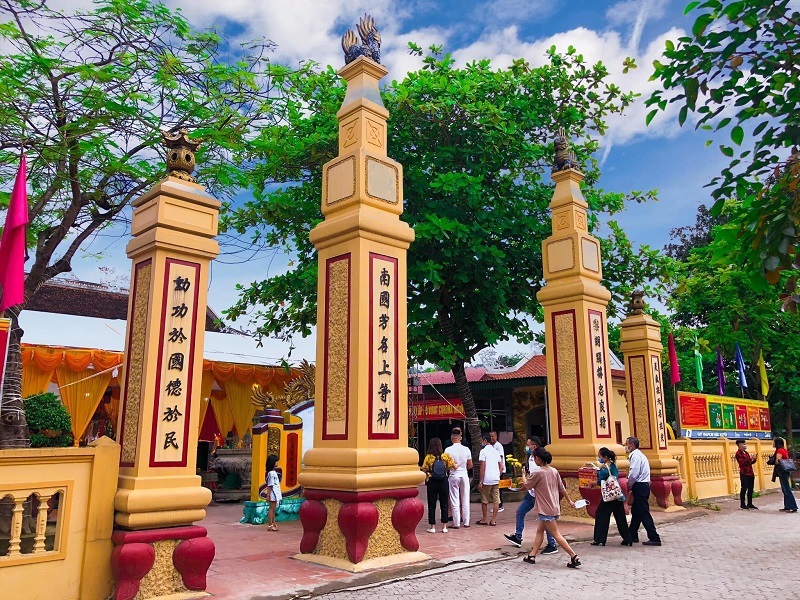 den-ong-hoang-muoi-1