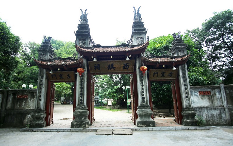 den-voi-phuc