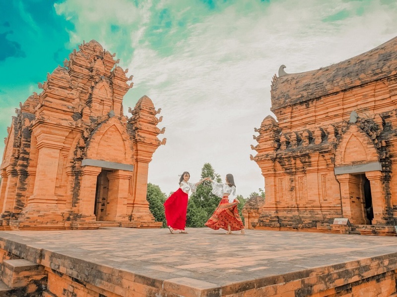 lang-van-hoa-cac-dan-toc-viet-nam-1