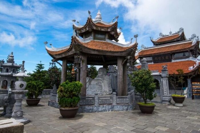 Tour Tam Đảo – Đền Bà chúa Thượng ngàn – Chùa Thiên Phúc – Chùa Vàng 1 Ngày