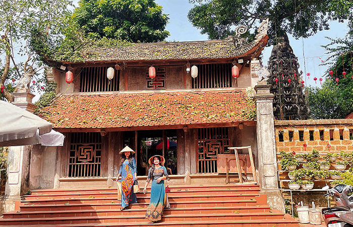 Tour Làng Cổ Đường Lâm – Chùa Mía – Đền Và – Đền Hát Môn 1 Ngày