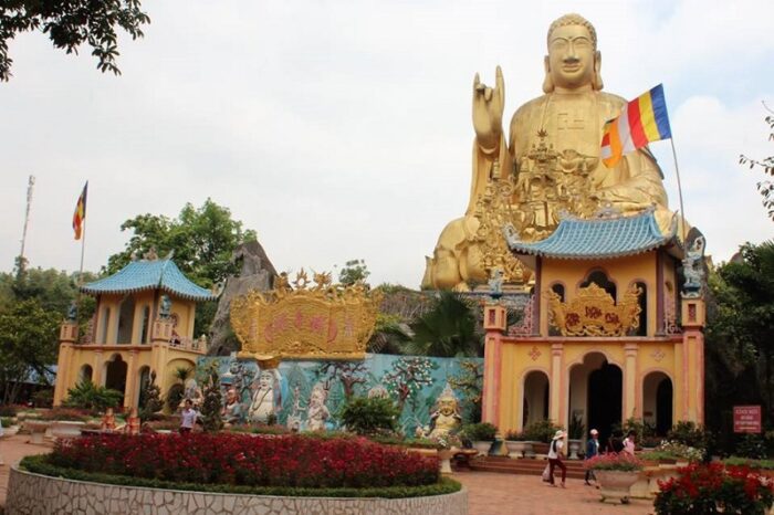 Tour Khu Du Lịch Hồ Núi Cốc – Chùa Thiêng Thác Vàng Thái Nguyên 1 Ngày