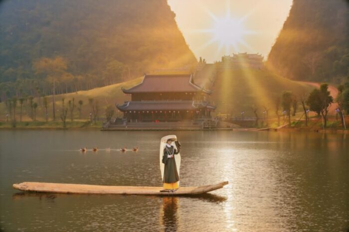 Tour Thung Ui – Hoa Lư/Tuyệt Tình Cốc – Phố Cổ Hoa Lư 1 Ngày