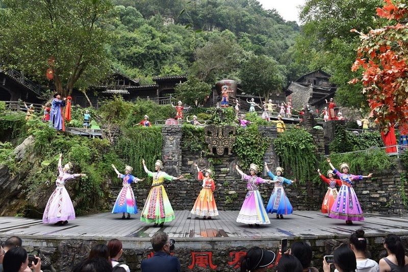 tam-hiep-nhi-nu
